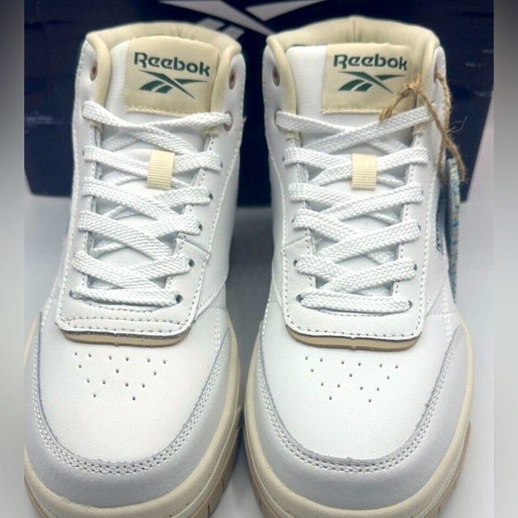 Reebok Shoes - Women's Rebook Tech T Geo Classic Hi Sneaker Alabaster/Dark Green size 8.5 NEW